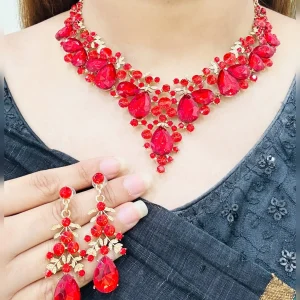 ডায়মন্ড কাট ক্রিস্টাল জেম স্টোন - Red