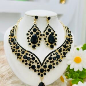 Royal Charm Crystal Set - Black
